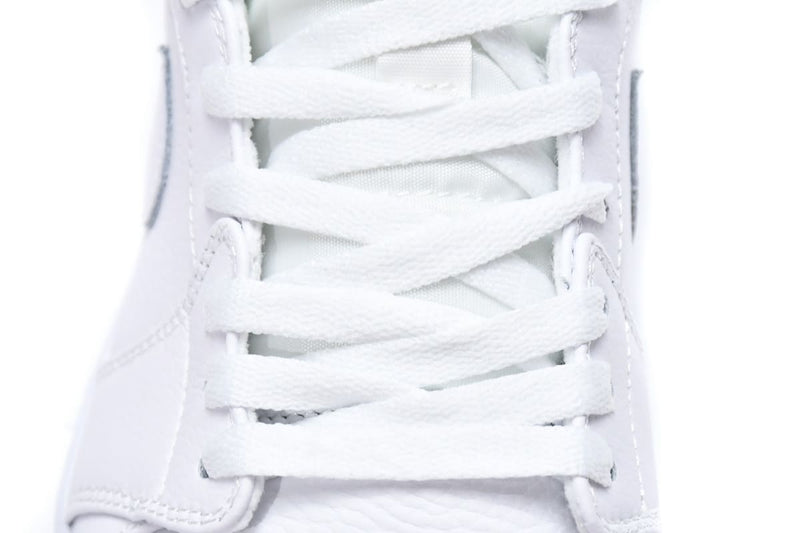 Air Jordan Mid Triple White